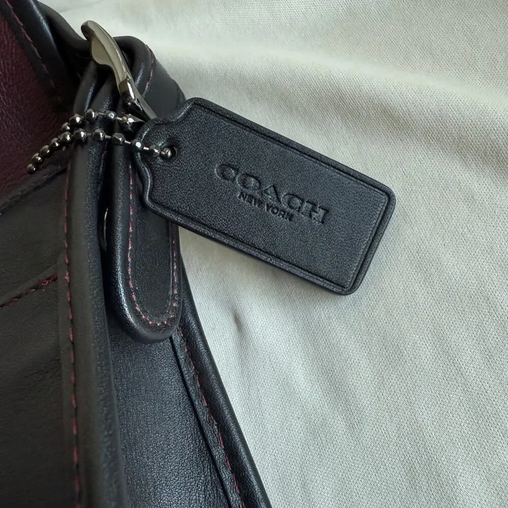 Vintage Coach Black Leather Saddle Bag - Red Contrast Stitching